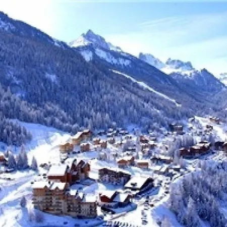 Le Cheval Blanc 7 Apartment *