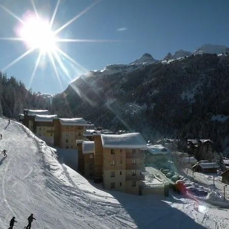 Le Cheval Blanc 7 * Valfrejus